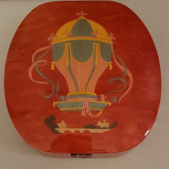 Lionvale Music Jewelry Box Inlaid with Hot Air Balloon Plays Up Where We Belong - Picture 1 of 12
